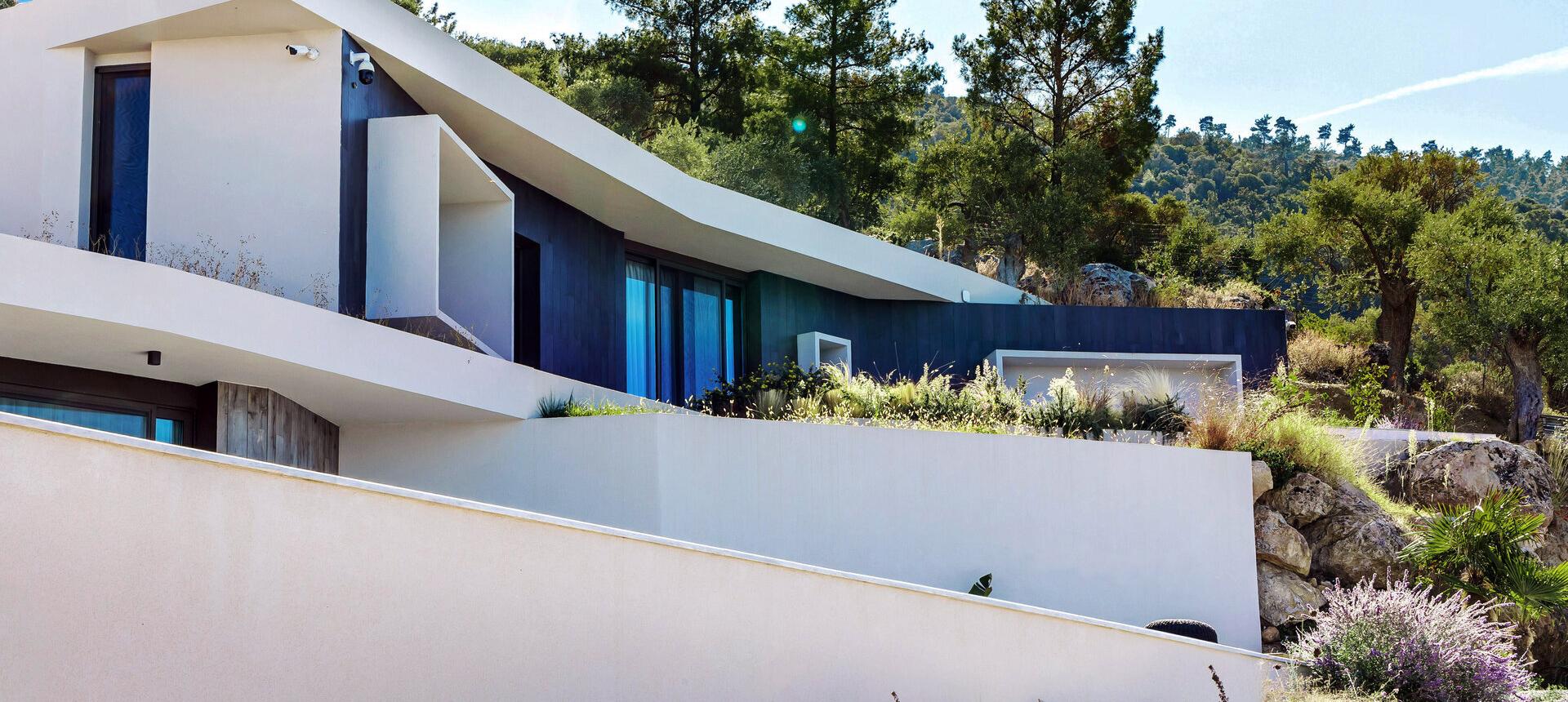 Legea-exclusive-villa-exterior